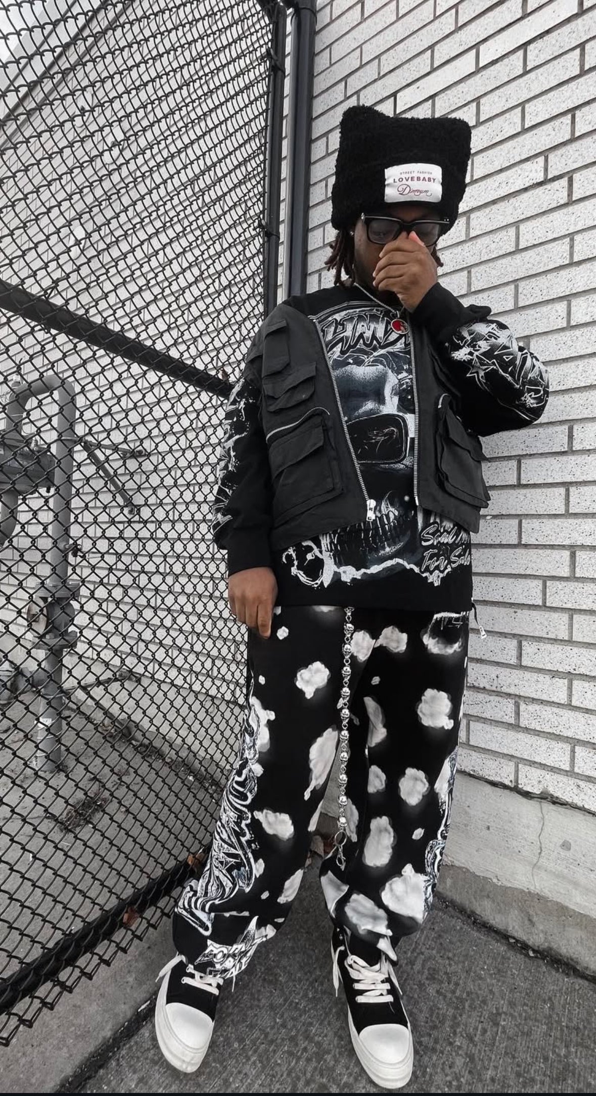 BLACK MS DREAM CLOUD SWEATS – Millian Supreme